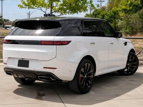Used 2024 Land Rover Range Rover Sport Dynamic SE AWD/4WD image 11