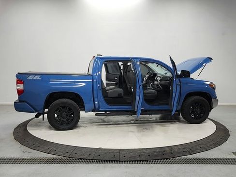 Used 2021 Toyota Tundra SR5 AWD/4WD image 16