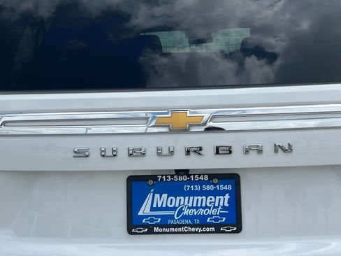 Used 2023 Chevrolet Suburban Premier RWD image 13