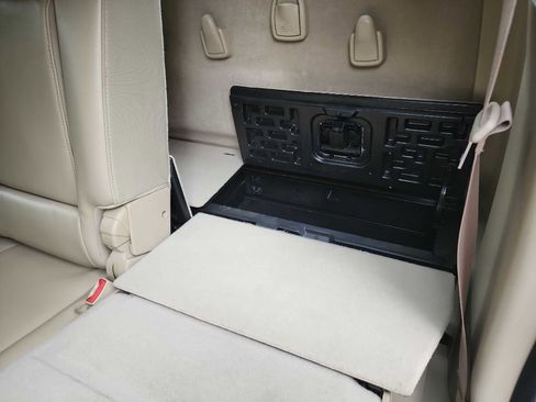 Used 2014 RAM 2500 Laramie AWD/4WD image 32