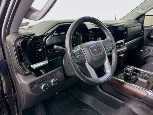 Used 2023 GMC Sierra 1500 SLT w/ SLT Premium Package AWD/4WD image 12