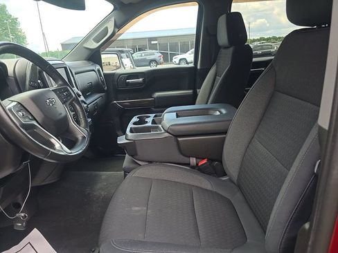 Used 2020 Chevrolet Silverado 1500 RST AWD/4WD image 3