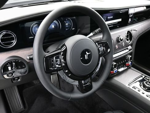 Certified 2025 Rolls-Royce Ghost image 18