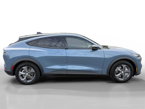 Used 2023 Ford Mustang Mach-E Select image 6