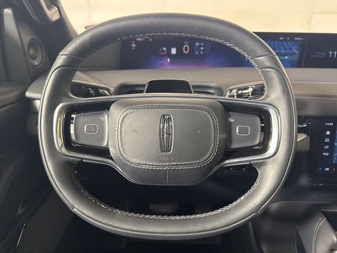 New 2025 Lincoln Navigator L Reserve w/ Jet Appearance Package AWD/4WD image 28