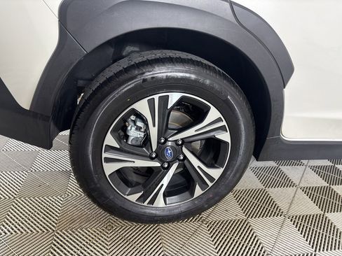 Used 2024 Subaru Crosstrek 2.0i Premium image 31