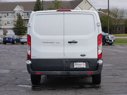 Used 2015 Ford Transit 150 130 Low Roof RWD image 4