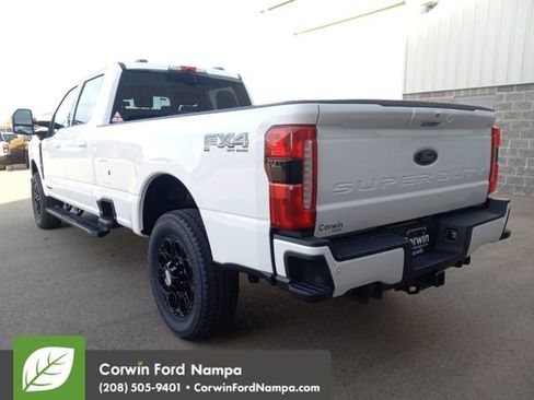 New 2026 Ford F350 Lariat w/ Black Appearance Package image 5