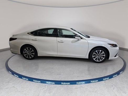 Certified 2025 Lexus ES 350 FWD image 4