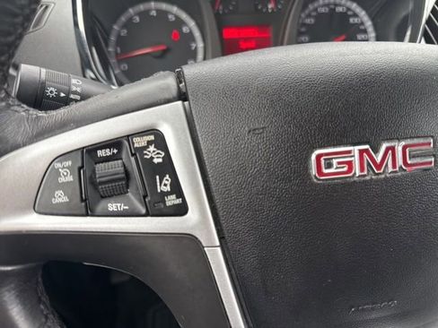 Used 2017 GMC Terrain SLT w/ Open Road Package AWD/4WD image 4