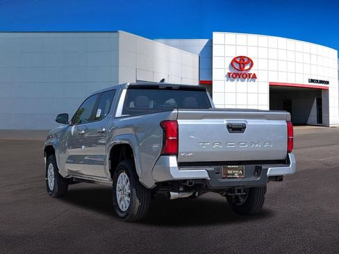 New 2026 Toyota Tacoma SR5 AWD/4WD image 12