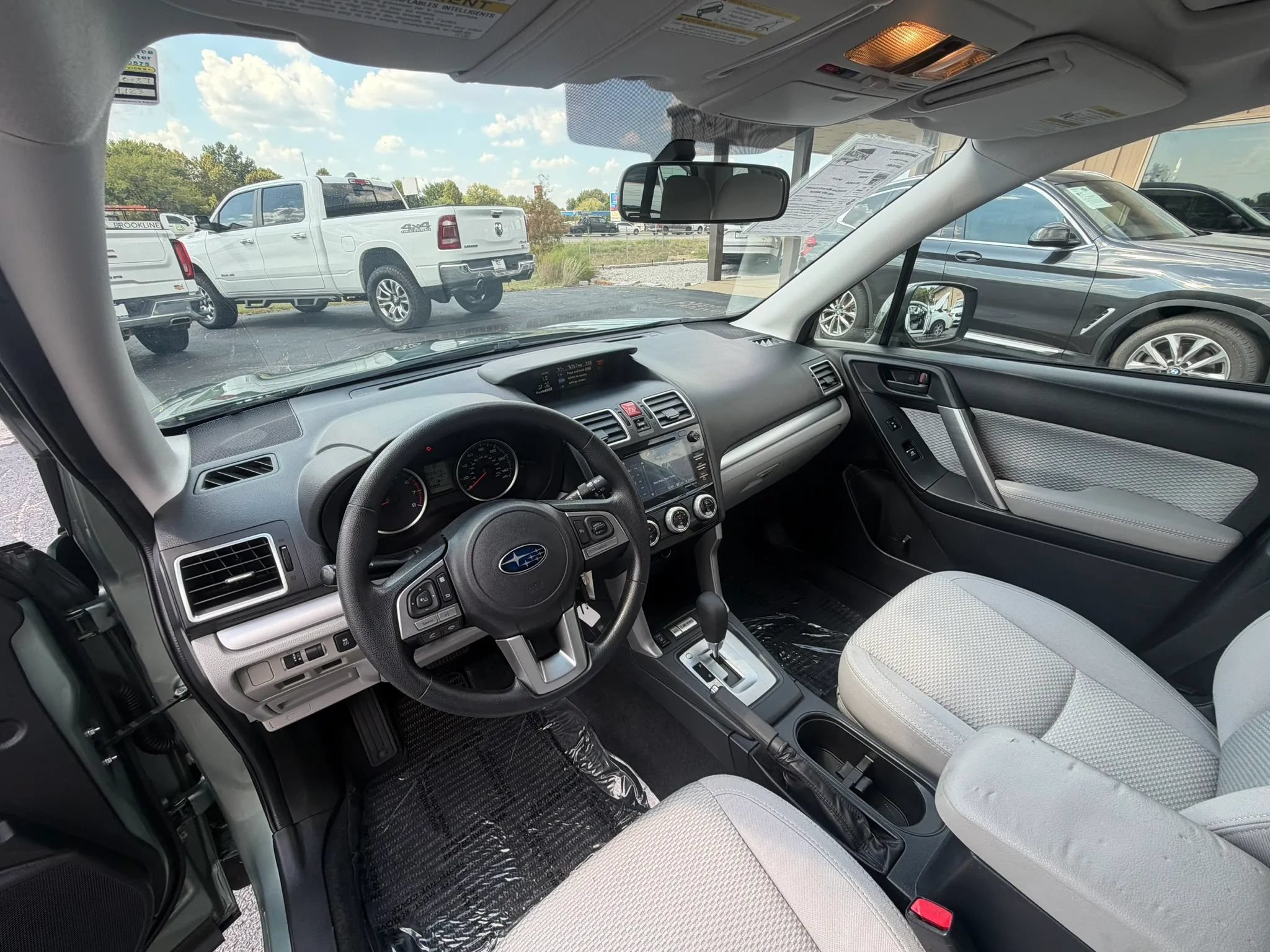 Used 2018 Subaru Forester 2.5i Premium w/ All-Weather Package AWD/4WD image 18