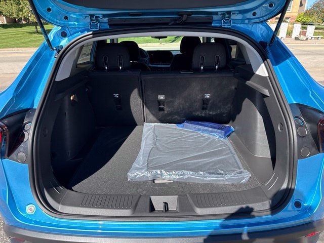 New 2026 Chevrolet Trax LS w/ LS Convenience Package FWD image 11