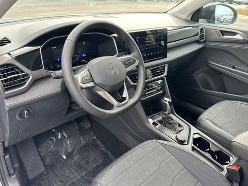 New 2026 Volkswagen Taos SE AWD/4WD image 34