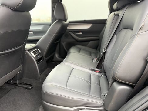 Used 2025 MAZDA CX-90 3.3 Turbo w/ Preferred Package image 11