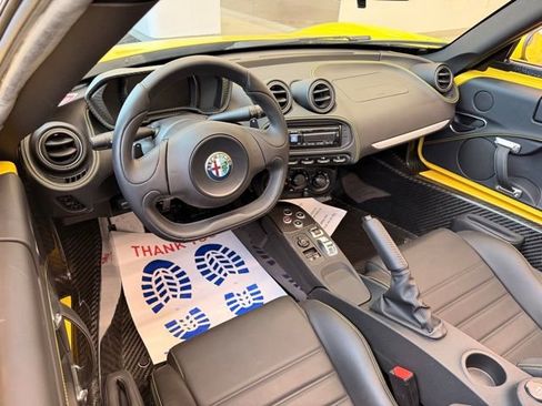 Used 2015 Alfa Romeo 4C Spider w/ Convenience Group image 14