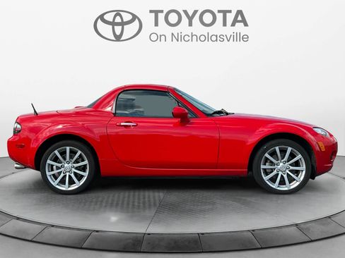 Used 2007 MAZDA MX-5 Miata Grand Touring w/ Premium Pkg RWD image 6