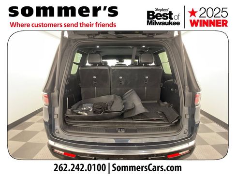 Used 2023 Jeep Wagoneer 4WD image 20