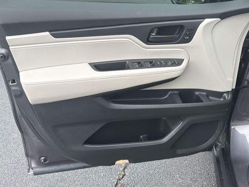Certified 2026 Honda Odyssey EX-L image 24
