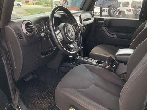 Used 2015 Jeep Wrangler Sport w/ Quick Order Package 24S AWD/4WD image 17