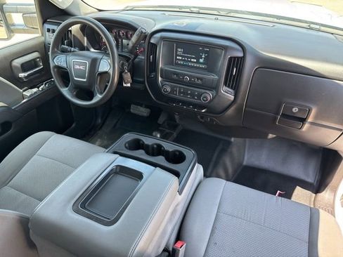 Used 2018 GMC Sierra 3500 4x4 Double Cab w/ Sierra Convenience Package image 11