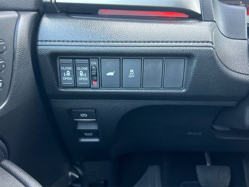 Used 2025 Honda Odyssey Sport-L image 30