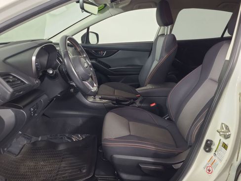 Used 2018 Subaru Crosstrek 2.0i Premium w/ Eyesight System image 17