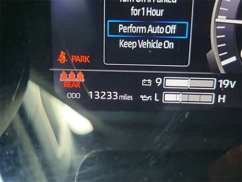 Used 2022 Toyota Tundra Platinum image 17