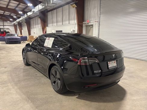 Used 2021 Tesla Model 3 Standard Range Plus image 4