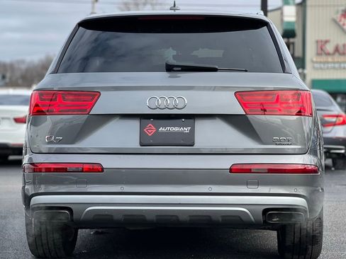 Used 2017 Audi Q7 3.0T Premium image 6