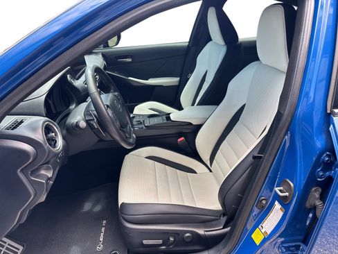 Certified 2022 Lexus IS 350 F Sport RWD image 20