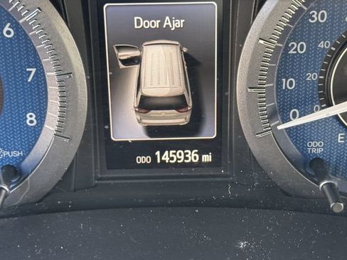 Used 2018 Toyota Sienna XLE Premium FWD image 8