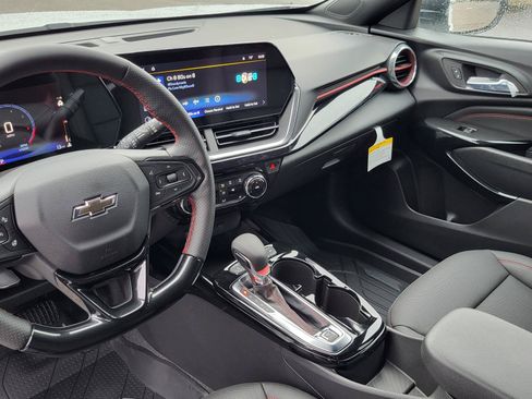 New 2026 Chevrolet Trax RS w/ Driver Confidence Package FWD image 18