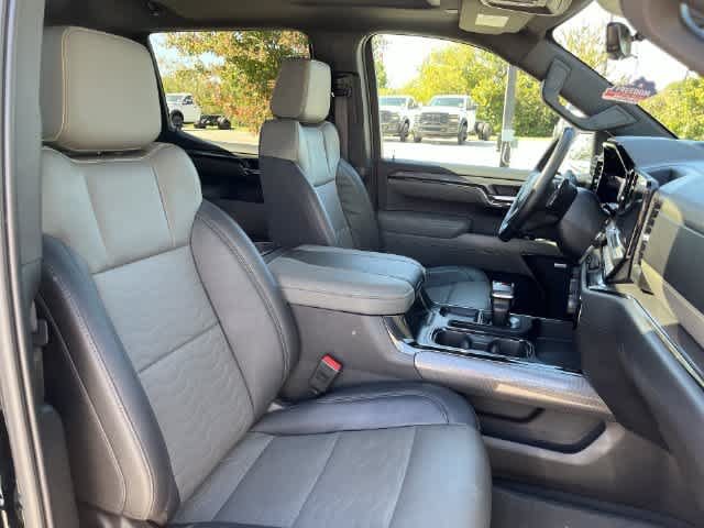 Used 2023 Chevrolet Silverado 1500 ZR2 w/ Technology Package AWD/4WD image 20