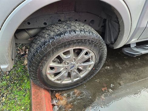 Used 2019 Ford Ranger Lariat w/ Equipment Group 501A Mid image 4