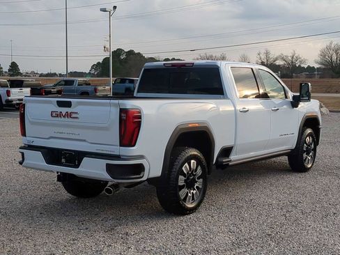 New 2026 GMC Sierra 2500 Denali w/ Denali Reserve Package image 8