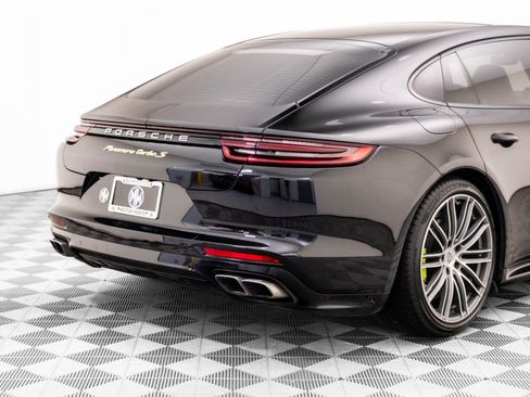 Used 2019 Porsche Panamera Turbo S Executive image 36