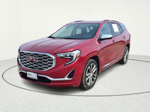 Used 2018 GMC Terrain Denali w/ Advanced Safety Package FWD image 1
