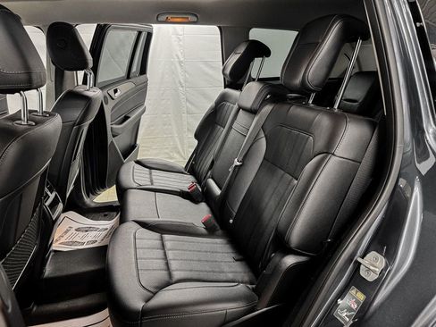 Used 2017 Mercedes-Benz GLS 450 4MATIC image 10