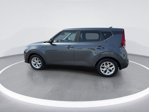 Used 2021 Kia Soul S image 9