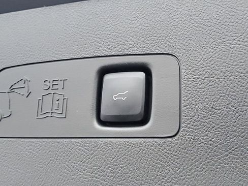 Certified 2023 Lincoln Corsair AWD w/ Equipment Group 101A image 8