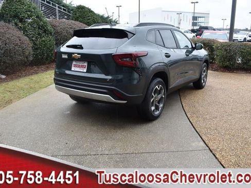 New 2026 Chevrolet Trax LT w/ Driver Confidence Package image 10