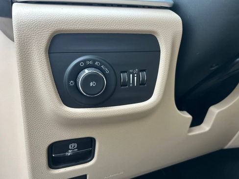 New 2026 Jeep Grand Cherokee Limited AWD/4WD image 14