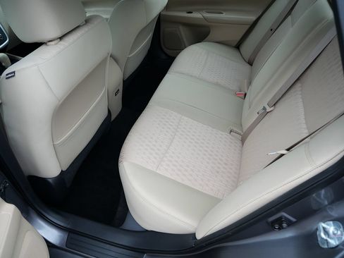 Used 2017 Nissan Altima 2.5 S w/ Power Driver Seat Package FWD image 19