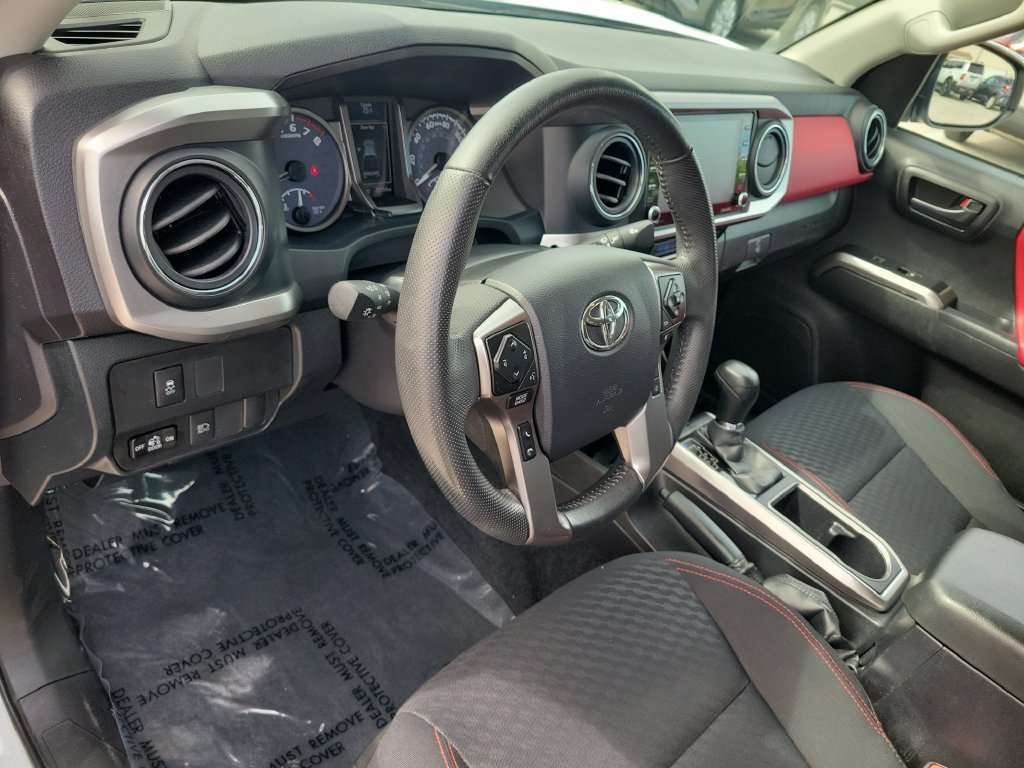 Certified 2023 Toyota Tacoma SR5 w/ Technology Package AWD/4WD image 7