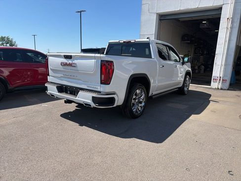 Used 2024 GMC Sierra 1500 Denali w/ Denali Reserve Package AWD/4WD image 7
