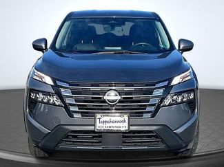 Used 2024 Nissan Rogue SV video 2