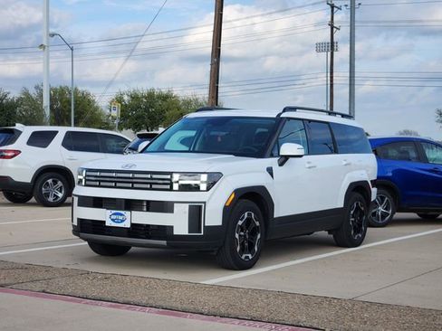 Certified 2025 Hyundai Santa Fe SEL image 2