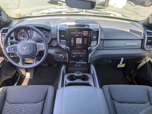 New 2026 RAM 1500 Big Horn AWD/4WD image 29