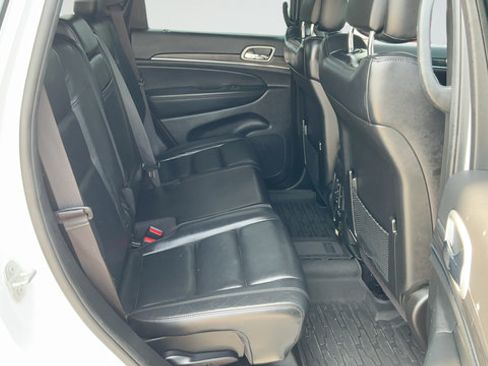 Used 2022 Jeep Grand Cherokee Limited RWD image 21
